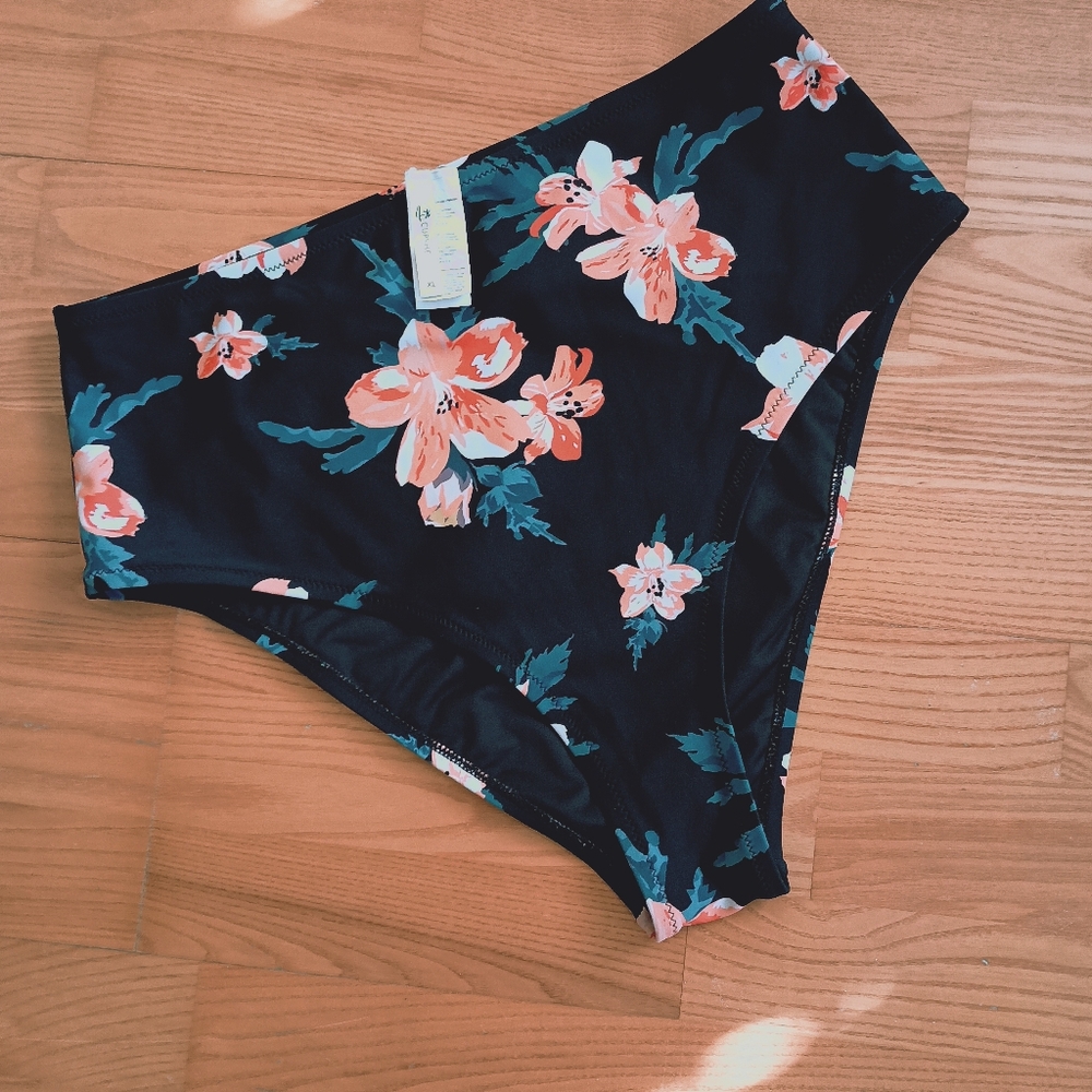 Cupshe Black Floral Women's‎ Bikini Bottom